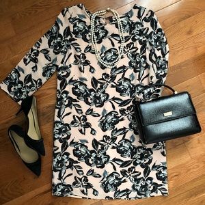 Chic and adorable C&E shift dress